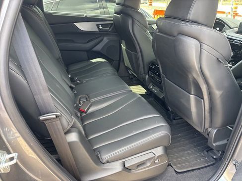 Used 2024 Acura MDX SH-AWD w/ Technology Package image 4