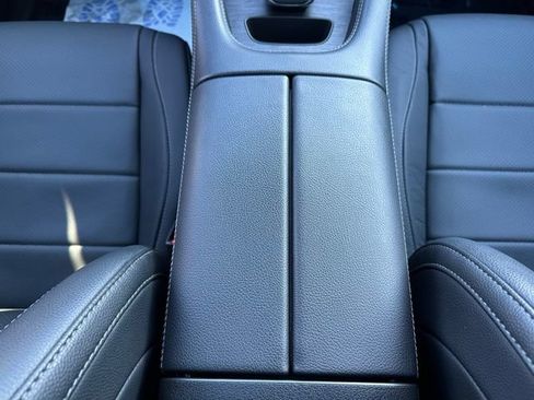 Certified 2022 Mercedes-Benz GLE 350 4MATIC image 11