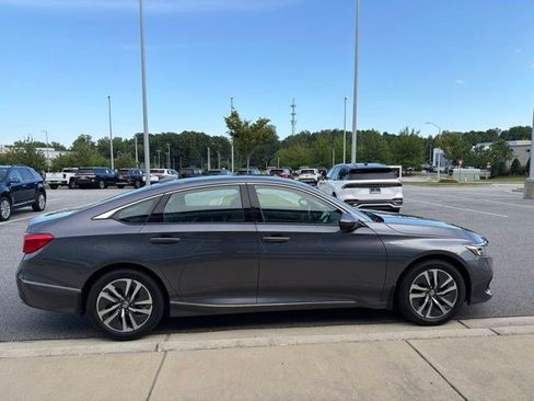 Used 2021 Honda Accord EX-L image 6