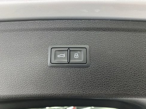 Used 2021 Audi Q5 2.0T Premium Plus w/ Premium Plus Package image 13