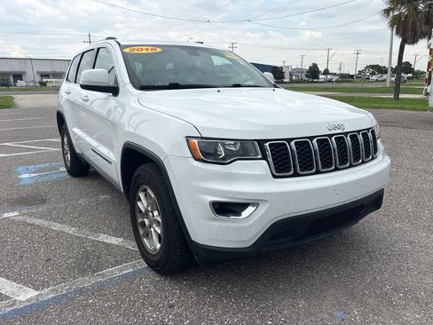 Used 2018 Jeep Grand Cherokee Laredo AWD/4WD image 1