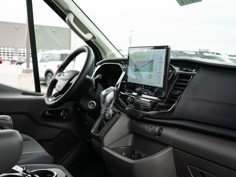 New 2026 Ford Transit 250 148 Medium Roof Extended AWD image 33