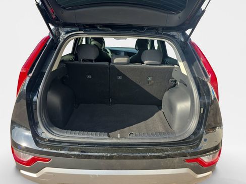 Used 2024 Kia Niro LX FWD image 22