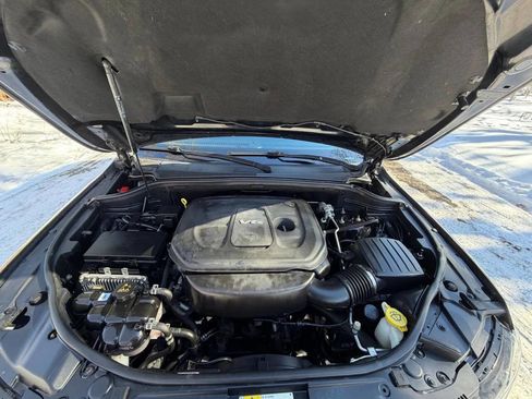 Used 2017 Jeep Grand Cherokee Altitude image 19