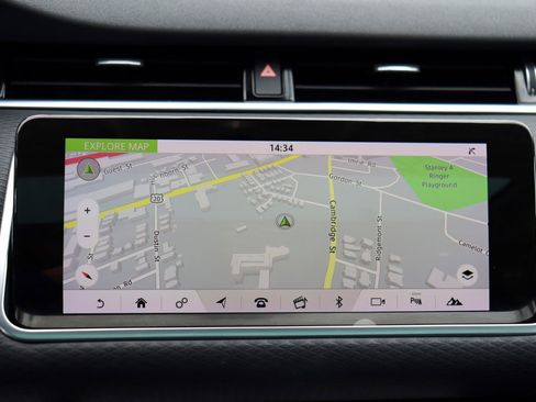 Used 2020 Land Rover Range Rover Evoque S image 31