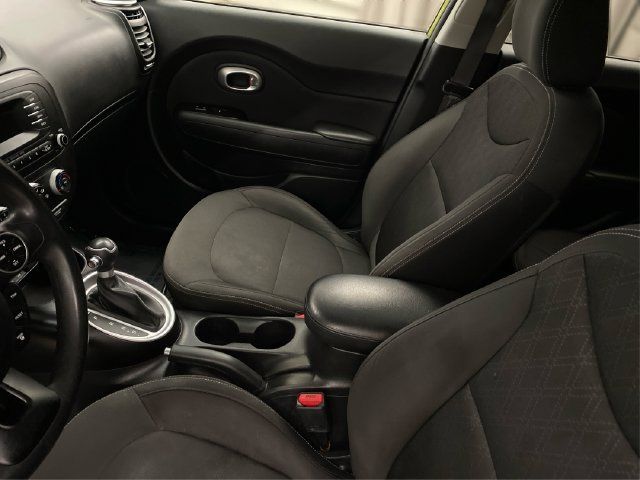 Used 2015 Kia Soul FWD image 10
