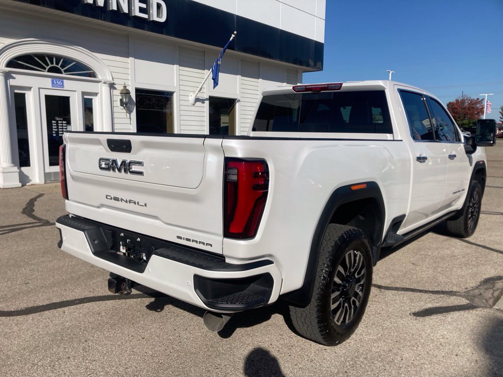 Used 2024 GMC Sierra 2500 Denali Ultimate AWD/4WD image 5