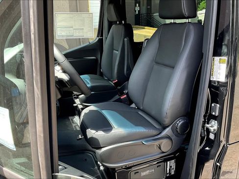 New 2025 Mercedes-Benz Sprinter 3500 image 7