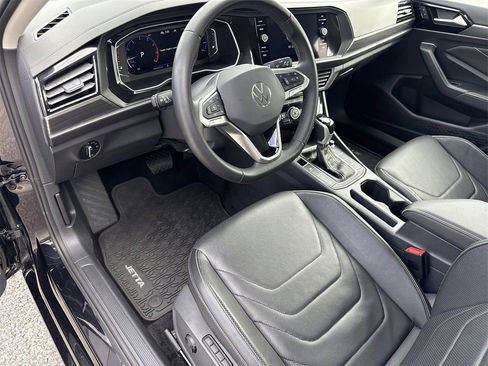 Used 2024 Volkswagen Jetta SEL image 11