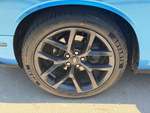 Used 2019 Dodge Challenger SXT w/ Blacktop Package RWD image 9
