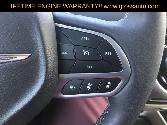 Certified 2024 Chrysler Pacifica Touring-L FWD image 23
