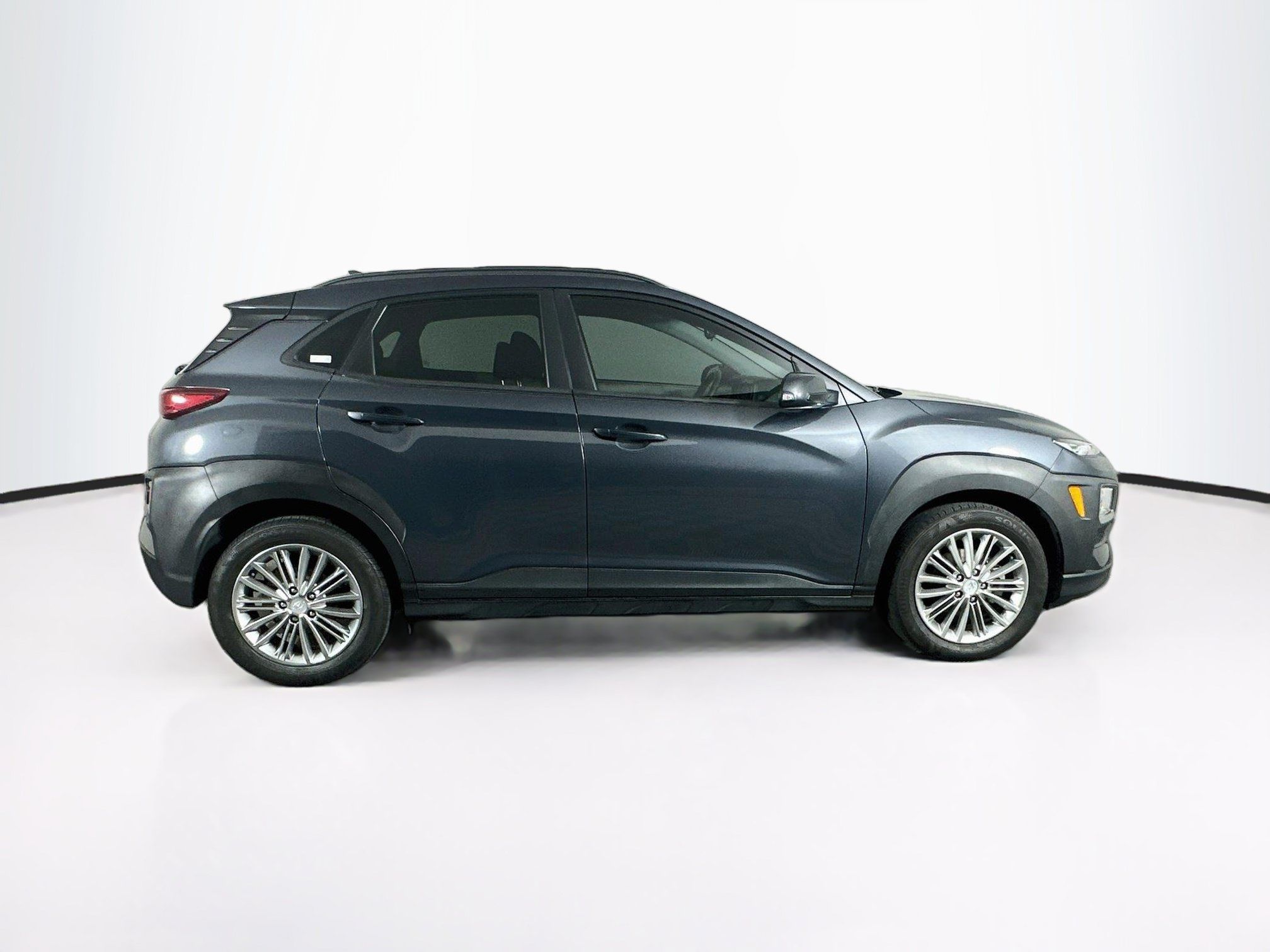 Used 2019 Hyundai Kona SEL w/ SEL Tech Package 02 FWD image 10