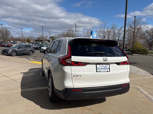 Used 2023 Honda CR-V EX-L image 4