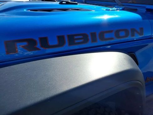 Used 2022 Jeep Wrangler Unlimited Rubicon AWD/4WD image 10