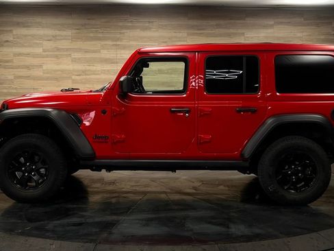 Used 2022 Jeep Wrangler Unlimited Sport AWD/4WD image 10
