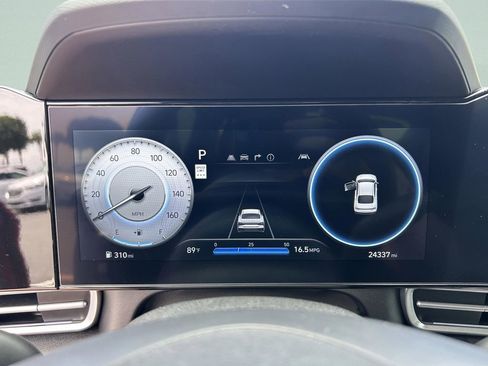 Certified 2024 Hyundai Elantra SEL FWD image 31