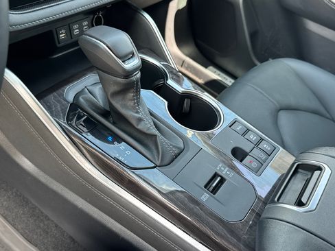 New 2026 Toyota Highlander Limited AWD/4WD image 27
