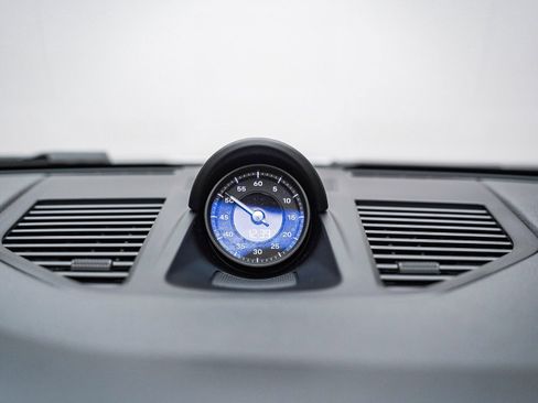 Certified 2022 Porsche 911 Carrera RWD image 18