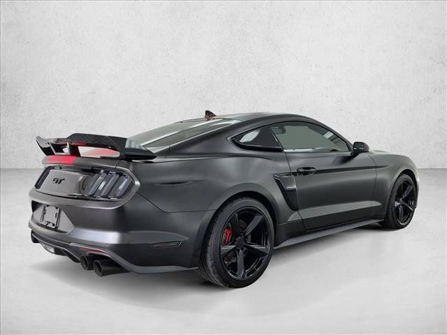 Used 2020 Ford Mustang GT Premium w/ Black Accent Package RWD image 5