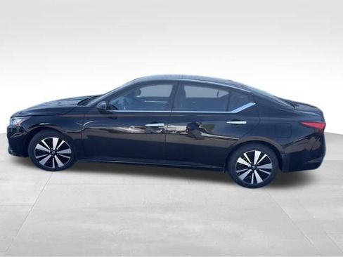 Used 2021 Nissan Altima 2.5 SV FWD image 7