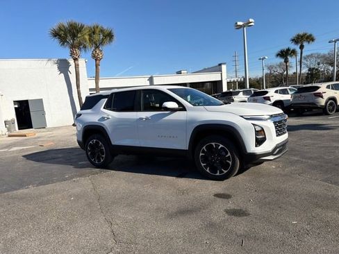 New 2026 Chevrolet Equinox LT w/ Convenience Package II image 17