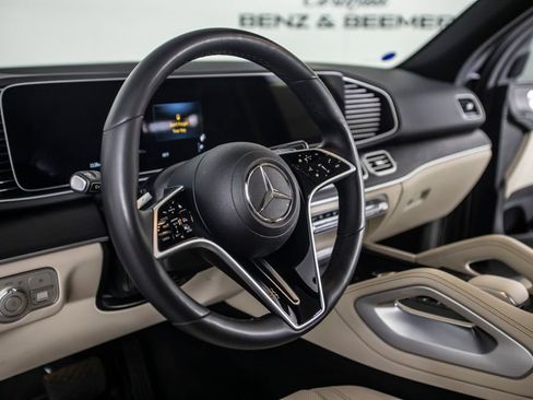 Used 2025 Mercedes-Benz GLE 580 4MATIC image 23