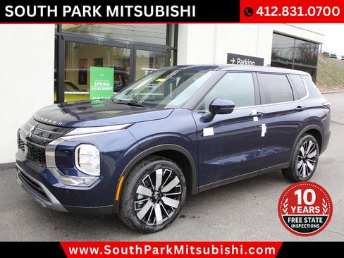 New 2026 Mitsubishi Outlander SE image 2