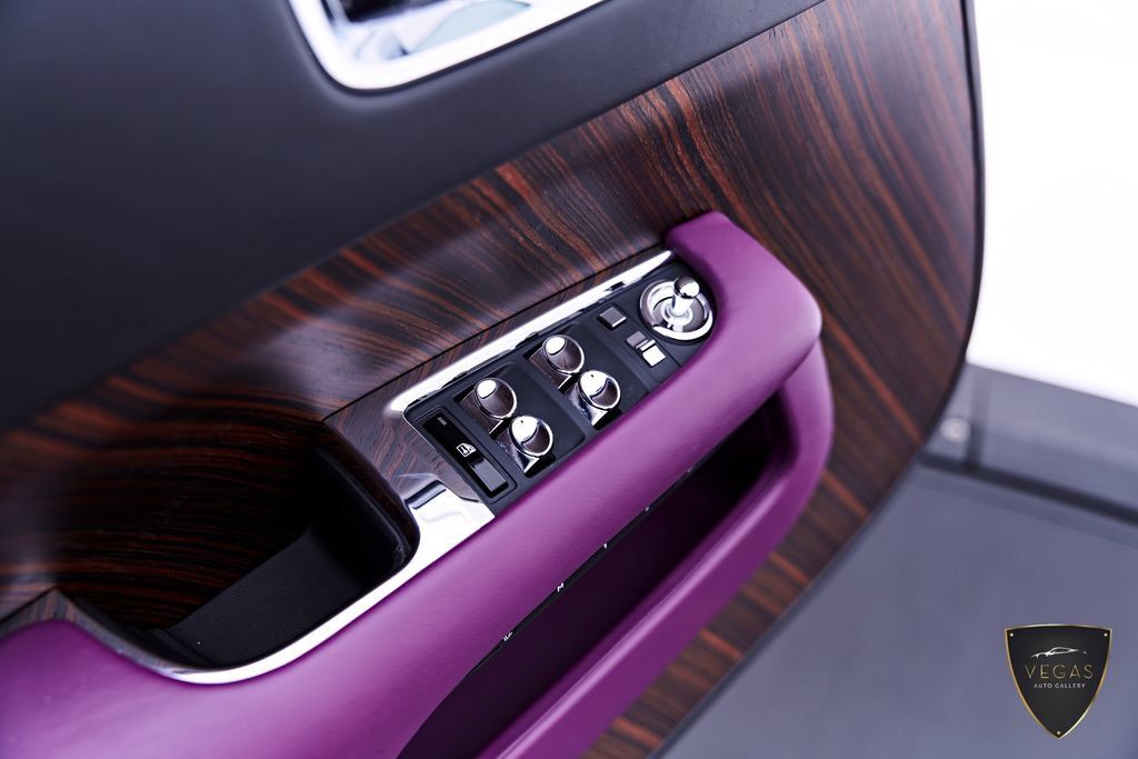 Used 2017 Rolls-Royce Wraith RWD image 41