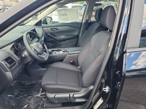 New 2026 Nissan Rogue S image 11