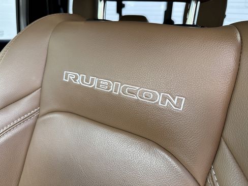 Used 2020 Jeep Gladiator Rubicon image 12