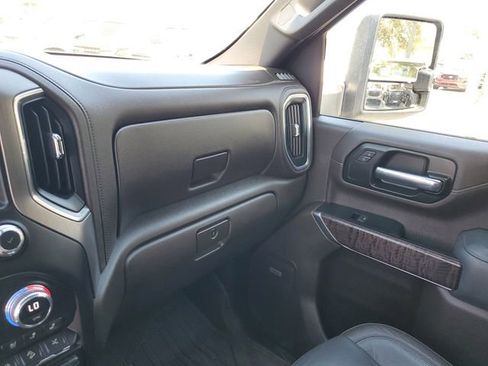 Used 2023 GMC Sierra 2500 Denali w/ Denali Ultimate Package image 27