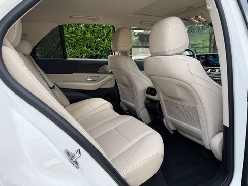 Used 2021 Mercedes-Benz GLE 350 w/ Premium Package image 37