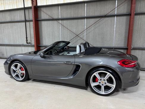 Used 2013 Porsche Boxster S image 8