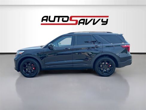 Used 2023 Ford Explorer ST w/ Equipment Group 401A image 4