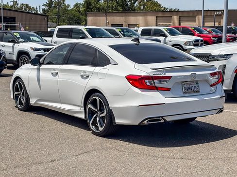 Used 2021 Honda Accord Sport image 2