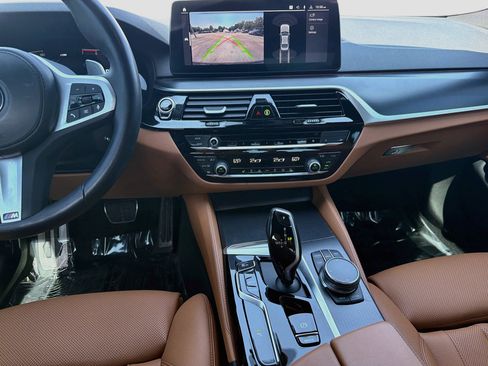 Used 2023 BMW 530i w/ M Sport Package RWD image 19