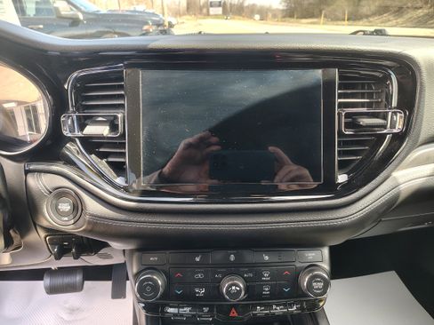 Certified 2022 Dodge Durango GT image 38