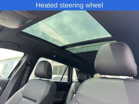 Used 2023 Volkswagen Atlas Cross Sport SEL R-Line image 17