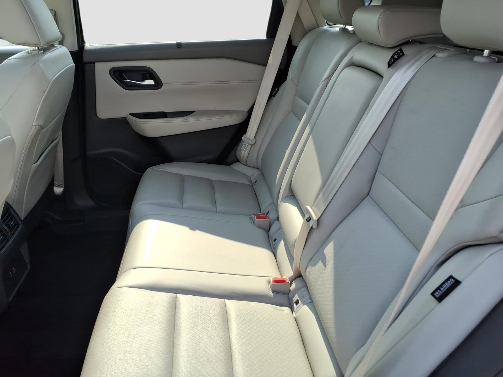 Used 2023 Nissan Rogue SV w/ SV Premium B Package AWD/4WD image 14