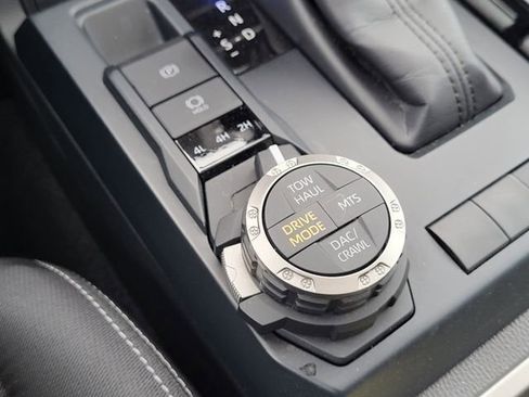 Used 2024 Toyota Tacoma TRD Off-Road image 24