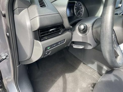 Used 2024 Nissan Sentra SV FWD image 23
