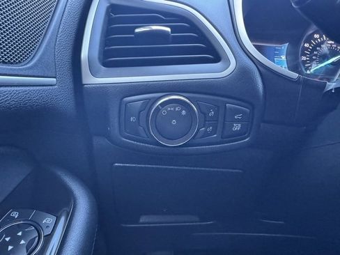 Certified 2019 Ford Edge SEL w/ Equipment Group 201A image 9