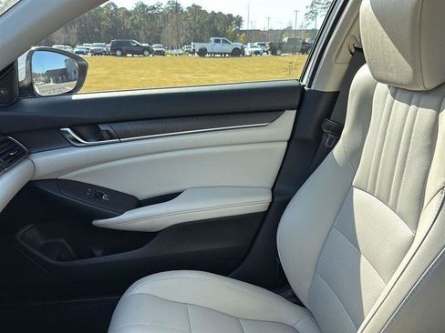 Used 2021 Honda Accord EX-L image 19