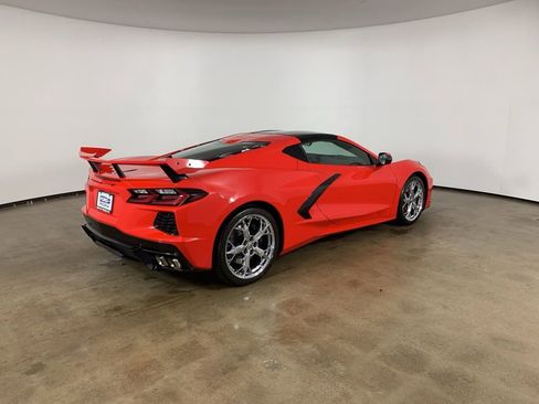 Used 2020 Chevrolet Corvette Stingray Preferred Cpe w/ 2LT Preferred Equipment Group RWD image 8