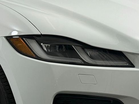 New 2026 Jaguar F-PACE R-Dynamic S image 13