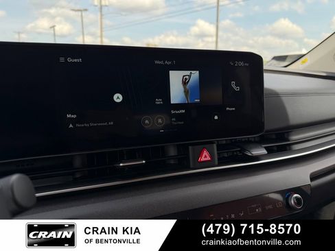 New 2026 Kia Carnival EX FWD image 17