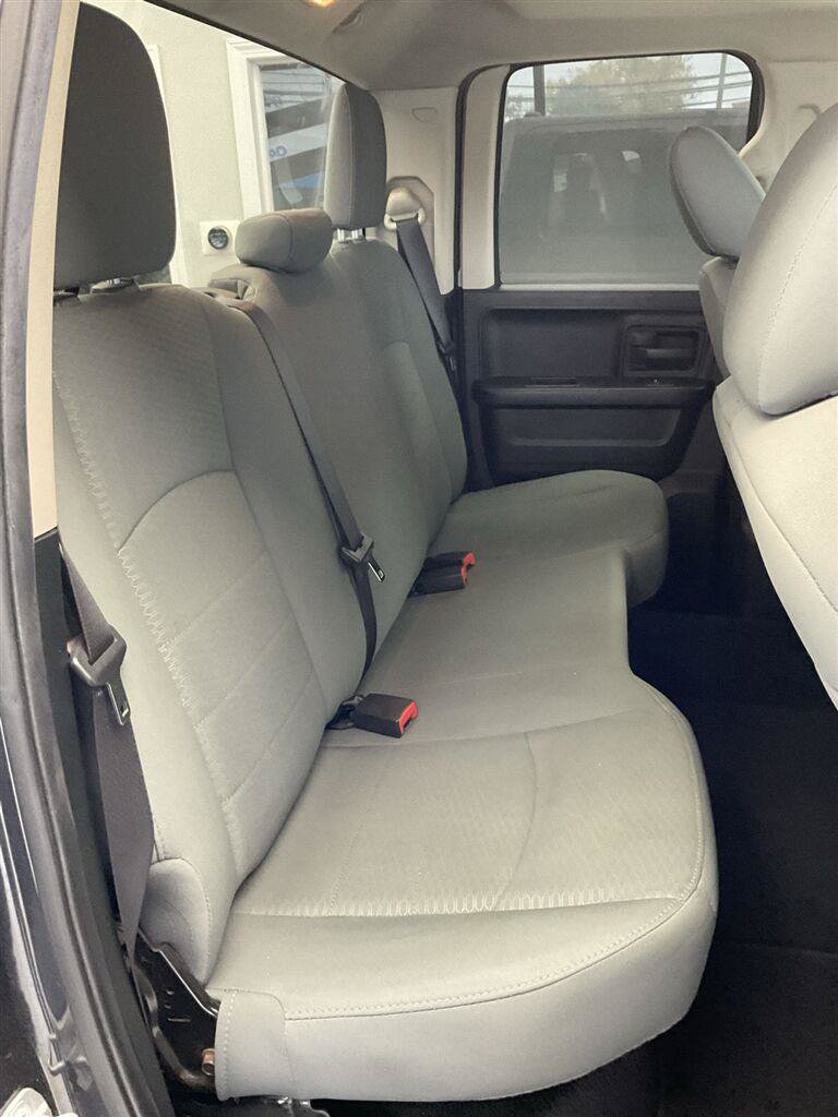 Used 2018 RAM 1500 Express w/ Express Value Package AWD/4WD image 14