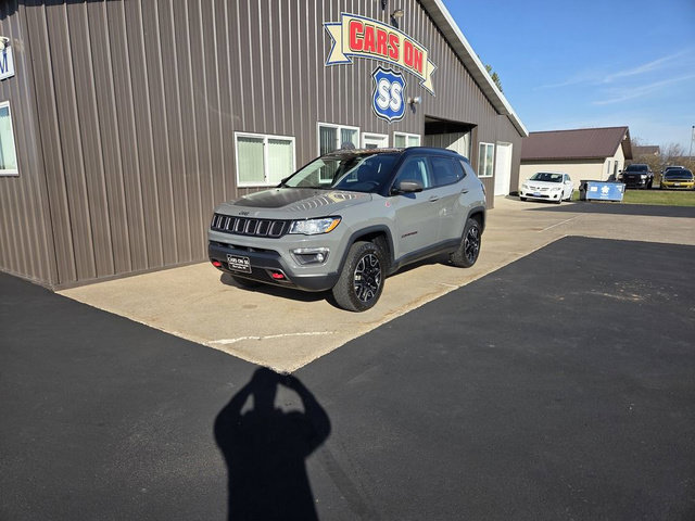 Used 2021 Jeep Compass Trailhawk AWD/4WD image 2