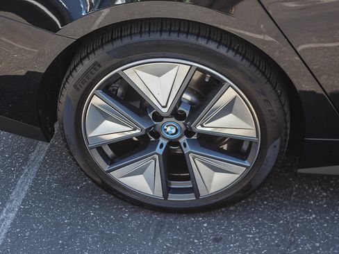 Used 2023 BMW i4 eDrive40 RWD image 15