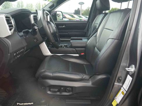 Used 2024 Toyota Tundra Platinum AWD/4WD image 29